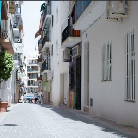 בנידורם Apartamento En El Centro A Un Minuto De La Playa מראה חיצוני תמונה
