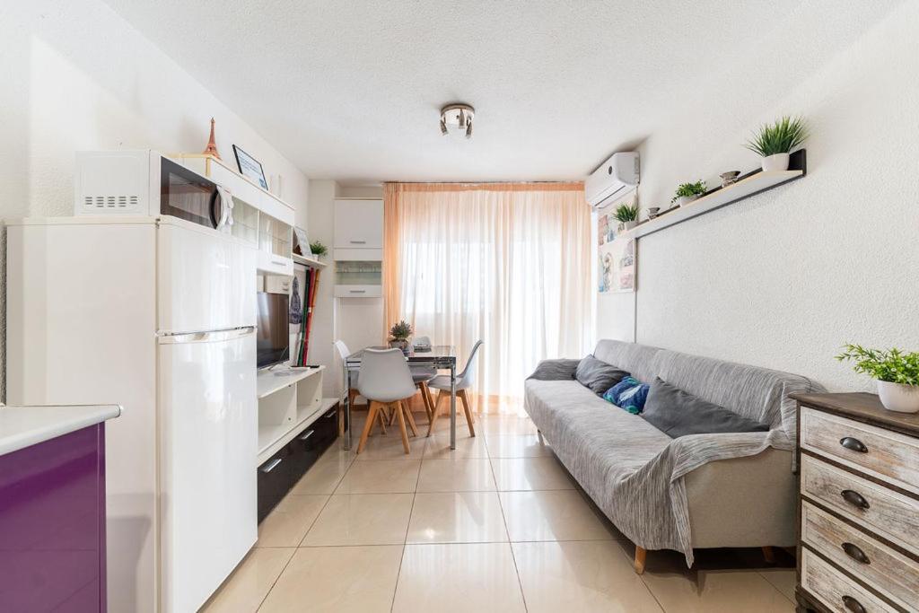 בנידורם Apartamento En El Centro A Un Minuto De La Playa מראה חיצוני תמונה